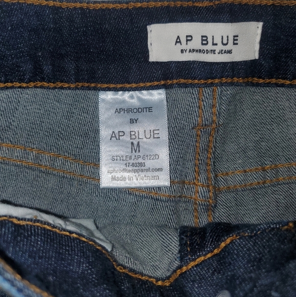 High waist ripped denim  shorts size M - Picture 2 of 3